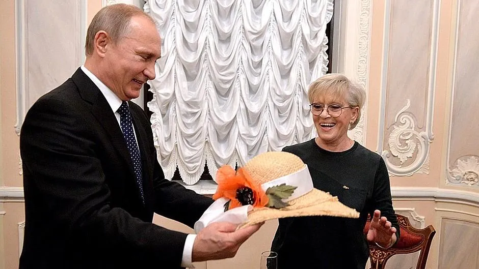 Путин поздравил известную актрису Алису Фрейндлих с днем рождения