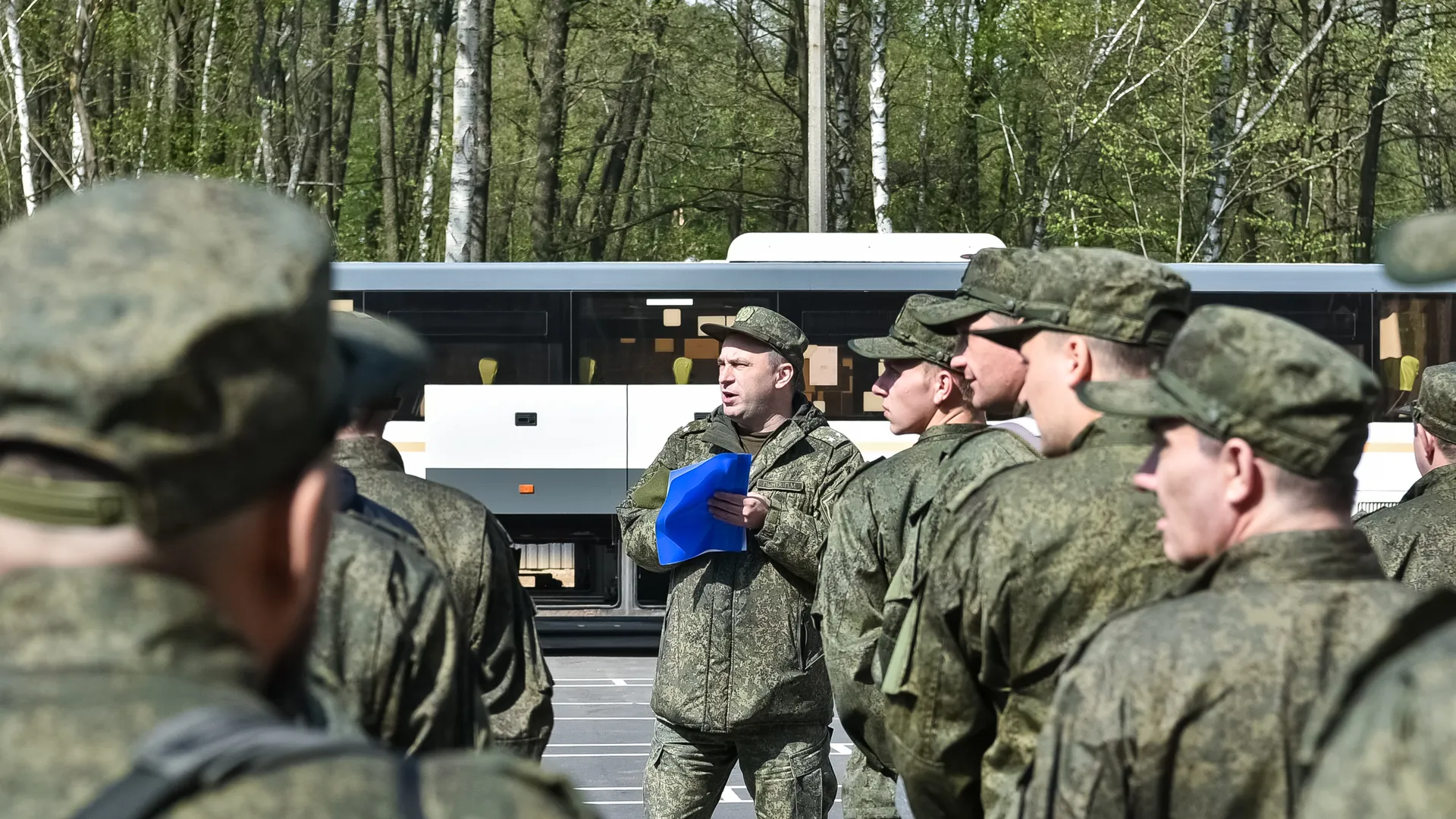 Депутат Маликов: добровольцы отправляются в зону СВО на защиту своей страны
