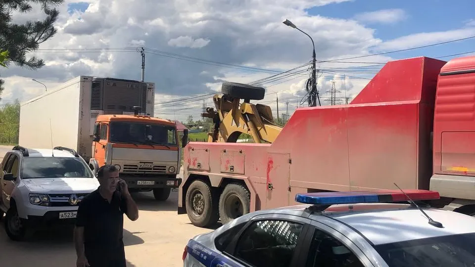 Экоинспекторы и сотрудники ГУСТ проверили в Дмитровском округе перевозчиков строймусора