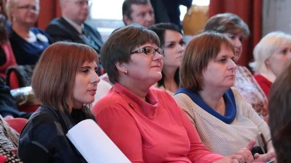 Около 1 тыс педагогов Подмосковья пройдут тренинги по сингапурским методикам до 30 августа