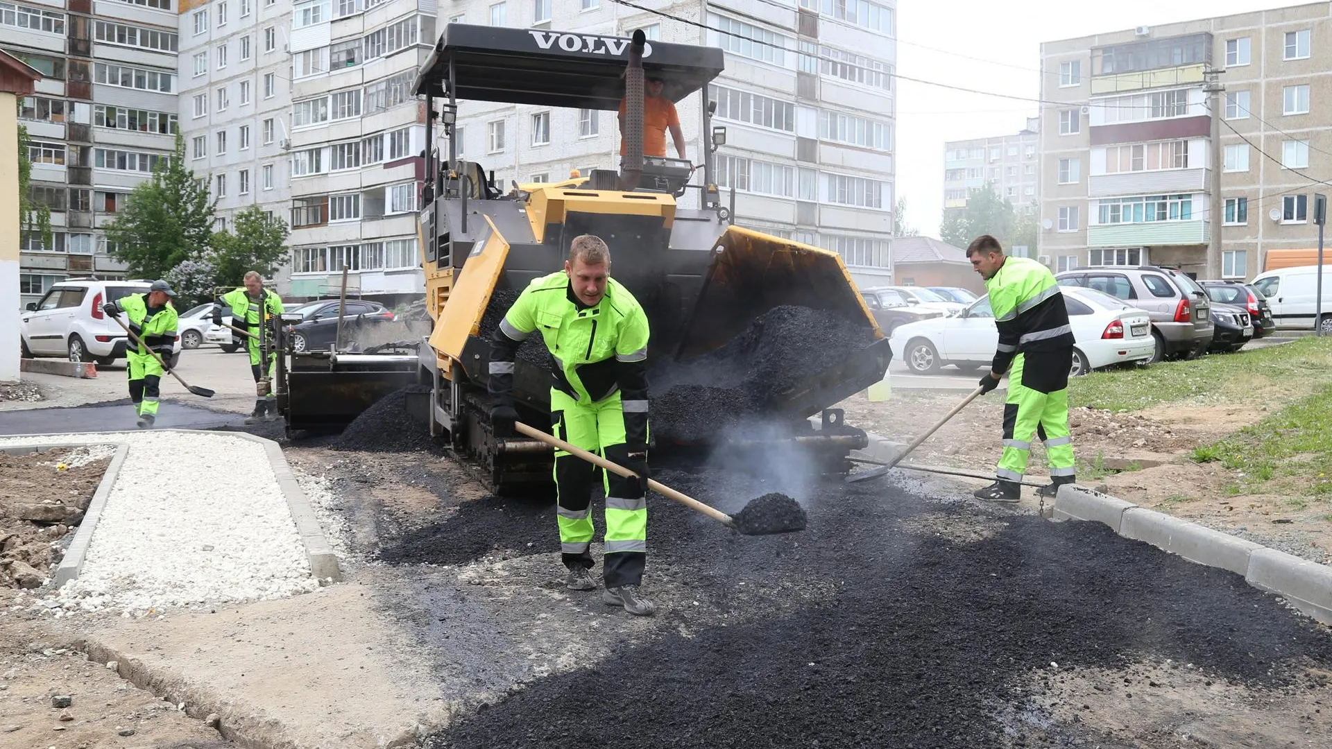 Пять дворов благоустроят в округе Луховицы до конца года