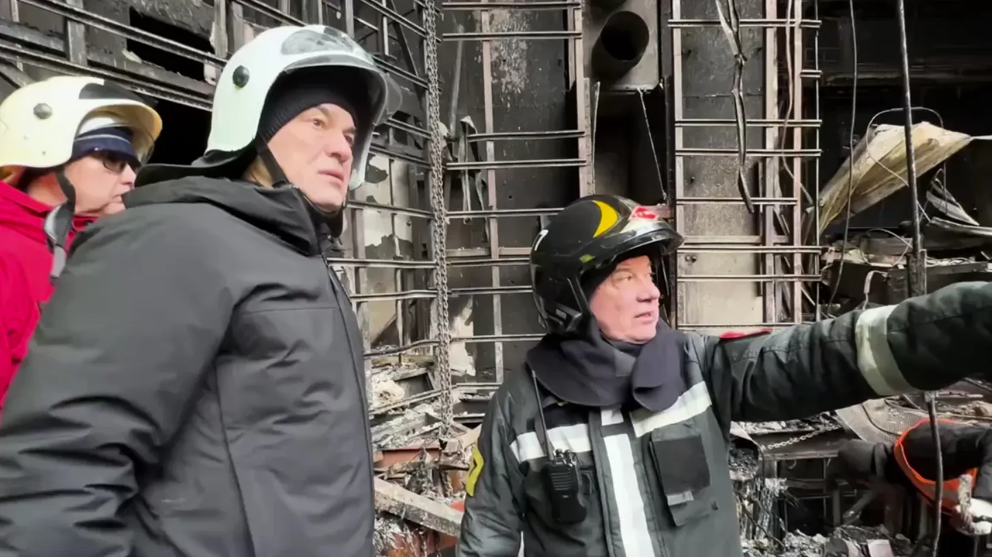 Андрей Воробьев: 100‑тонный кран доставят к Crocus City Hall для разбора завалов
