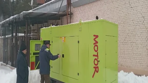 Аварийные службы проверяют установку дизель‑генераторного оборудования в Подмосковье