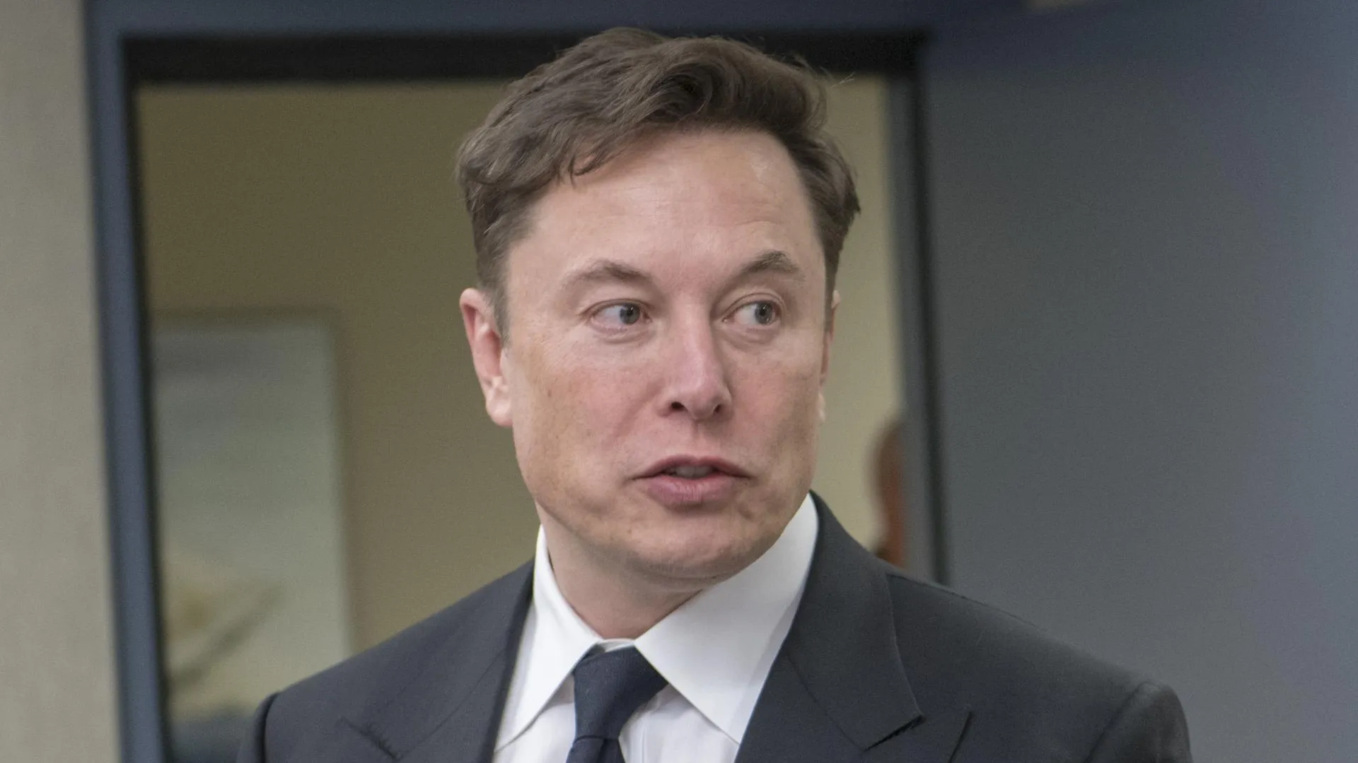 Совет директоров Tesla ищет нового главу компании на смену Маску