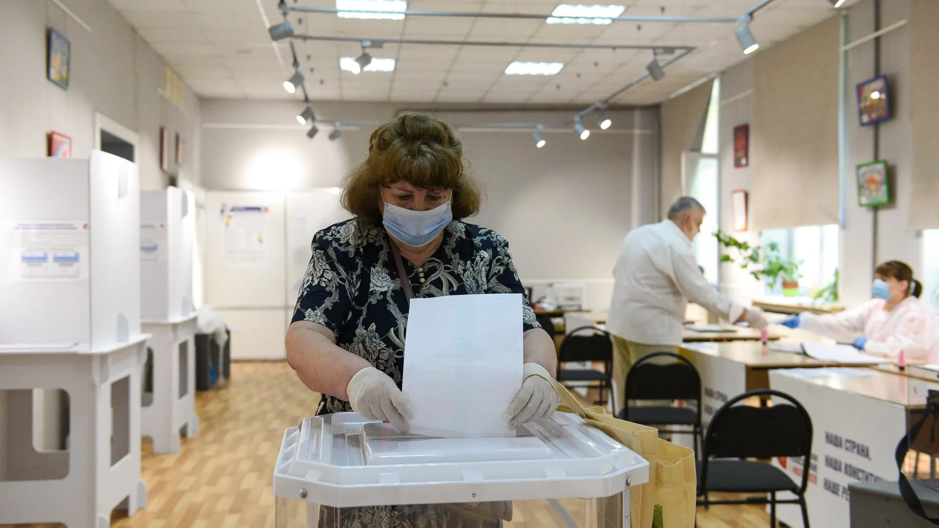 Воробьев объяснил, чем обусловлена высокая явка на голосовании по Конституции