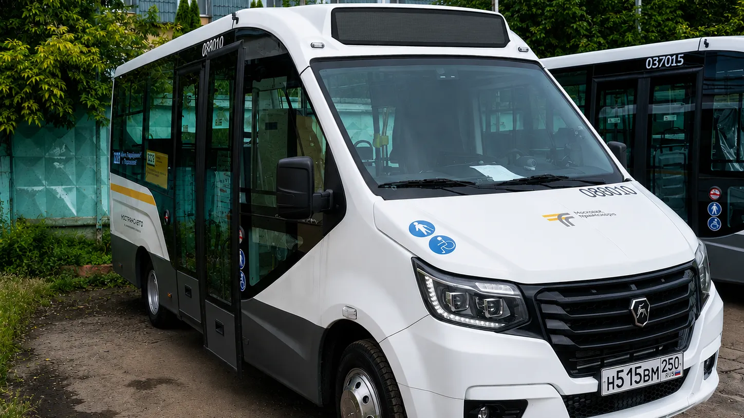 Шесть новых автобусов вышли на маршруты Ленинского округа