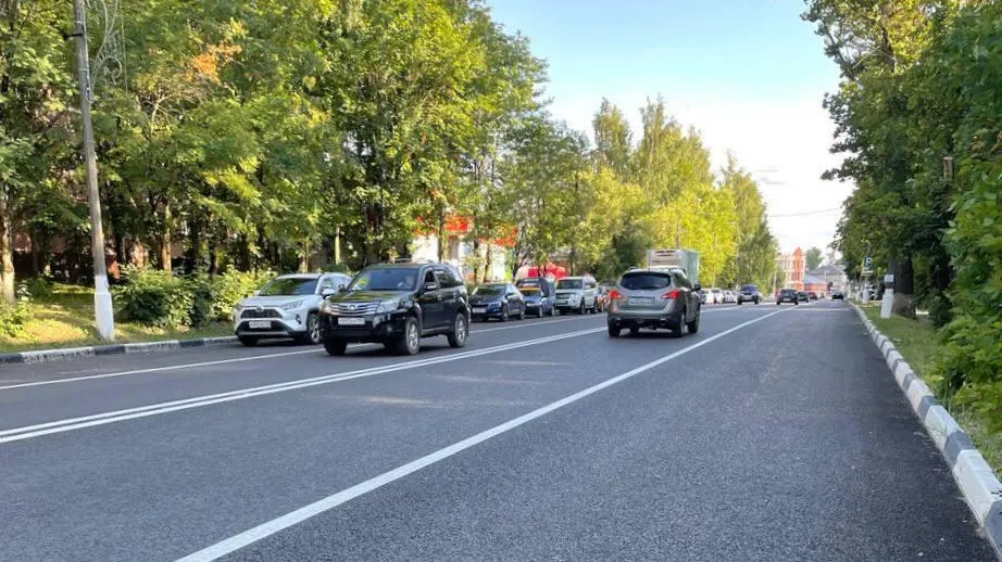В Подмосковье завершили укладку покрытия на 232 дорогах