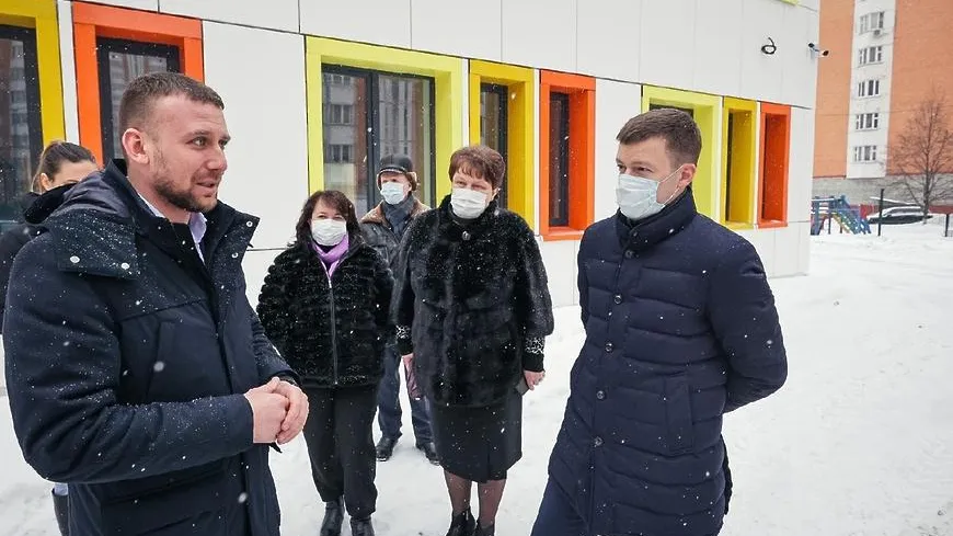 Глава Балашихи проверил на готовность новый детсад в микрорайоне Южный