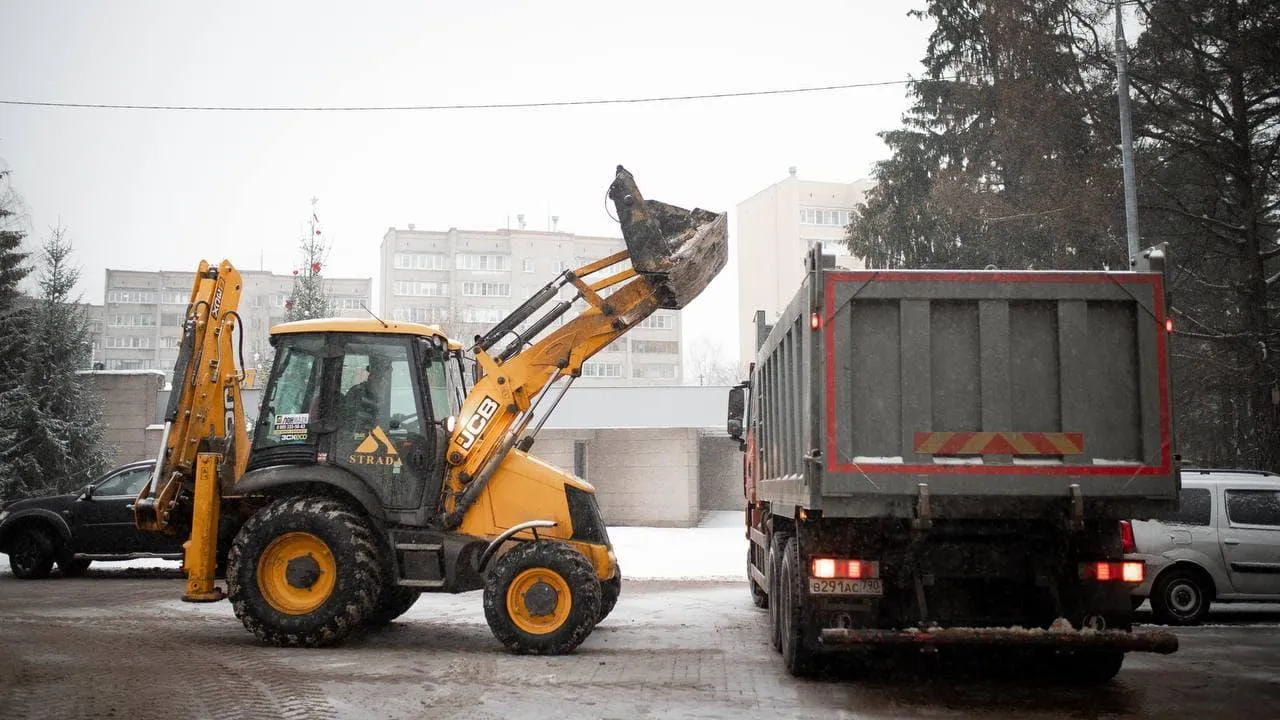 330 кубометров снега вывезли с муниципальных дорог Подольска за сутки