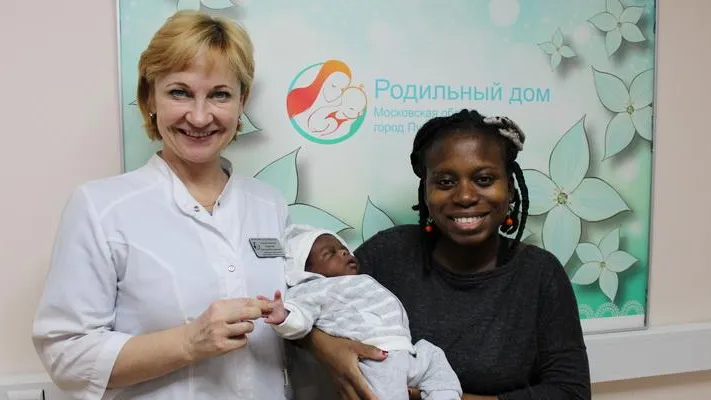В Пушкинском роддоме приняли роды у гражданки Бенина