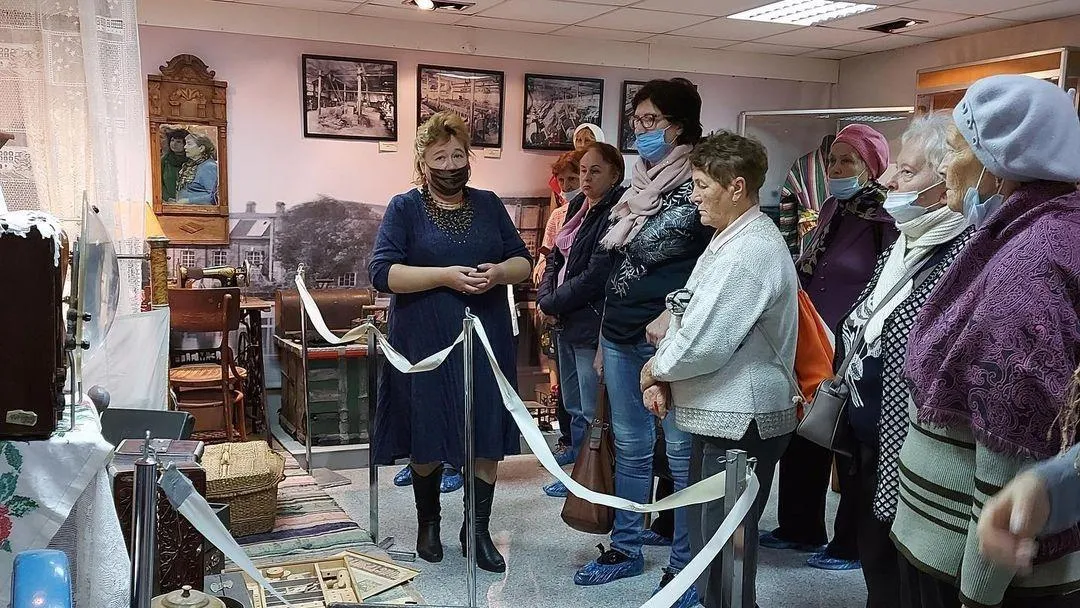 Пенсионеры Щелкова посетили Реутов и познакомились с его достопримечательностями