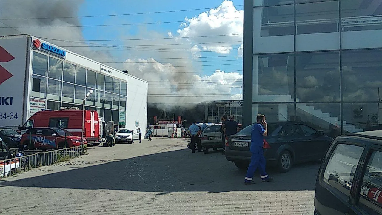 Пожар в горящем здании в Котельниках локализовали