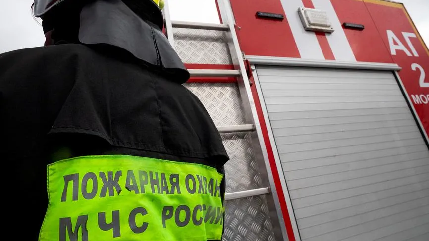 В Королеве загорелся торговый центр