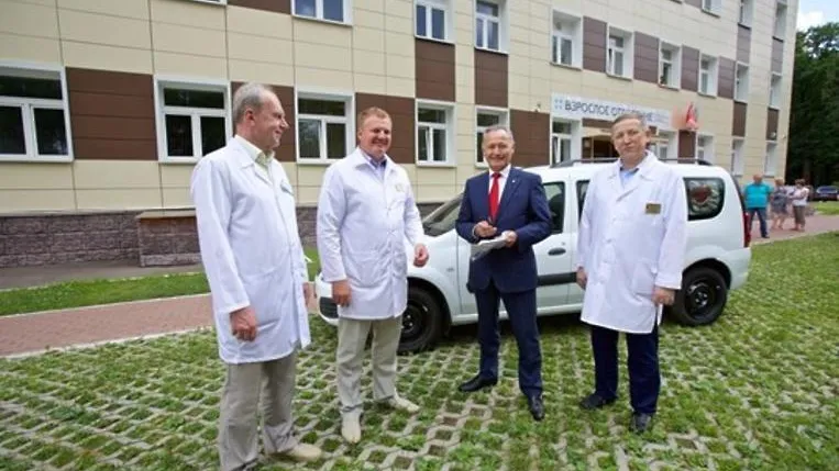 Завод Балашихи подарил новый автомобиль поликлинике микрорайона Дзержинского