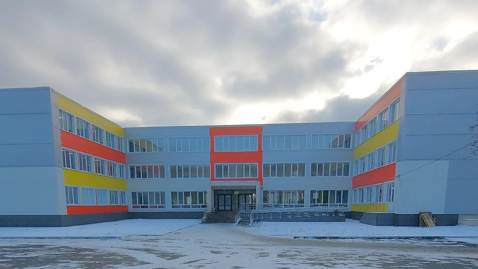 Специалисты технадзора приняли школу №3 в Рузском округе после капремонта