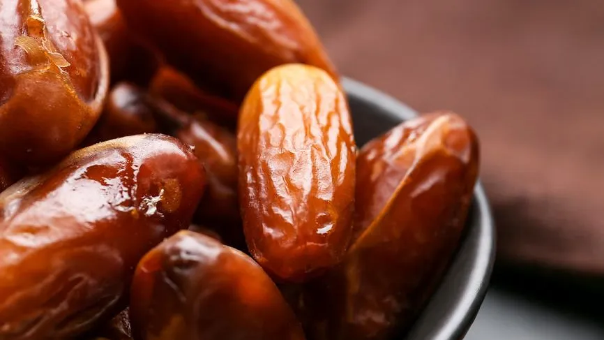 Вкусный тренд: эксперт рассказала о моде на финики с маслом