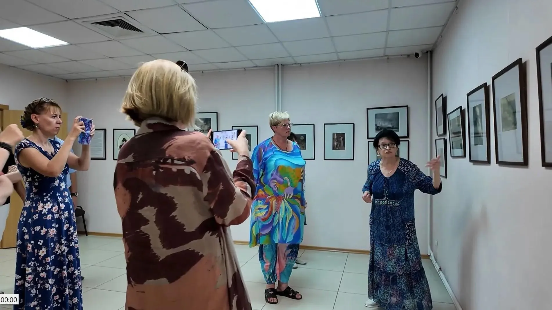 В Клину открыли выставку с фотографией «Косцы» Николая Андреева