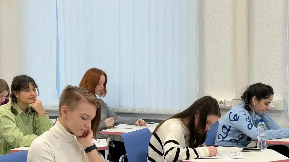 Подмосковные школьники получили гранты на реализацию собственных проектов