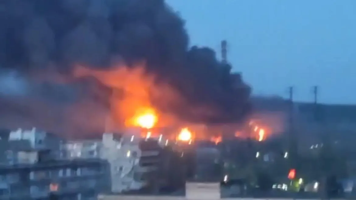В Сети появилось видео полыхающей Трипольской ТЭС на Украине