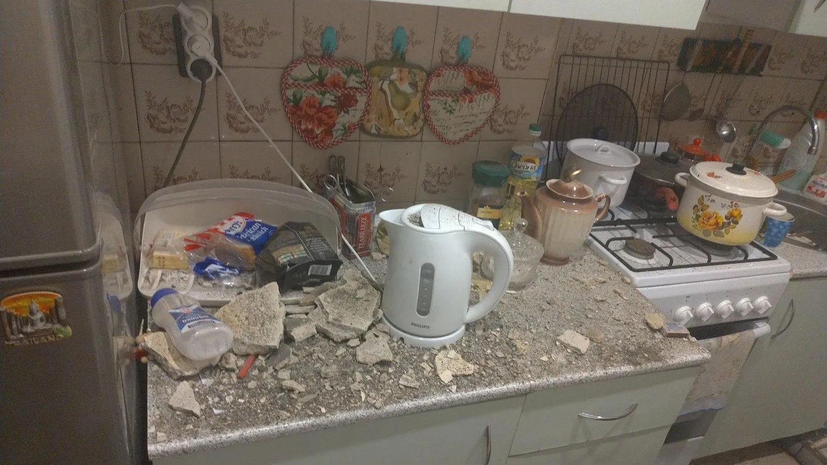 Потолок обвалился в квартире на первом этаже дома в Подольске