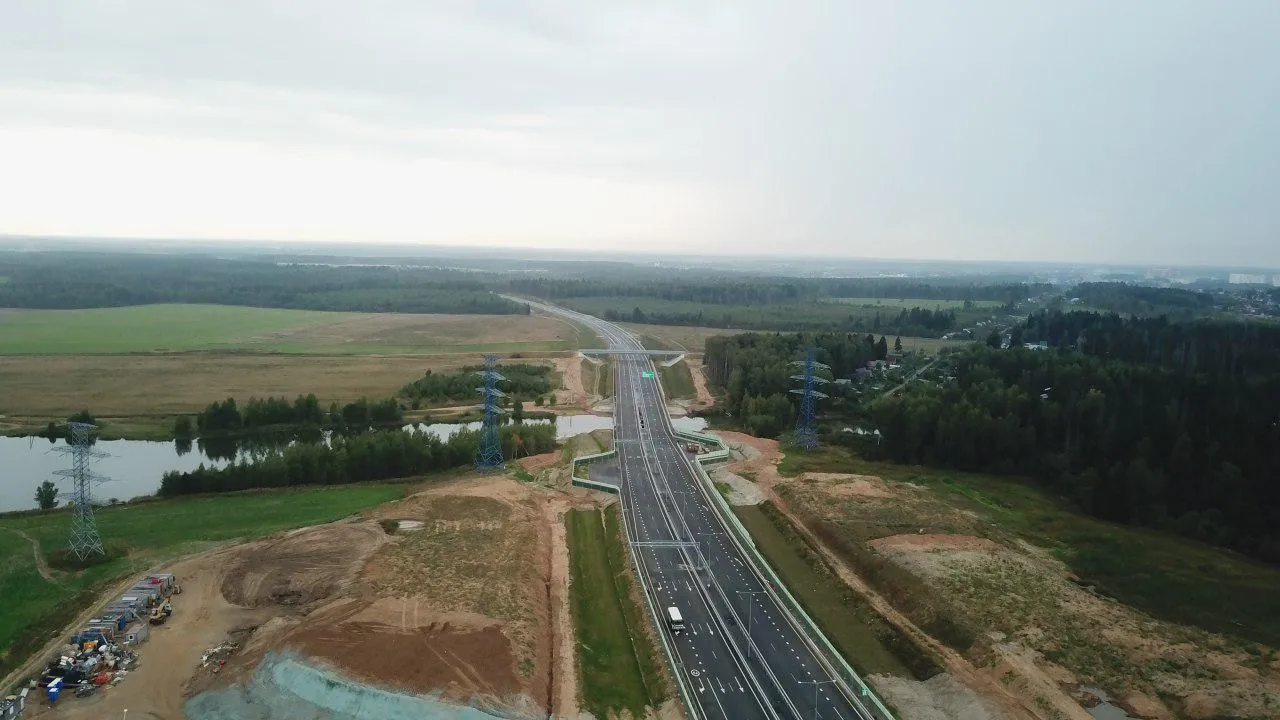 Тестовый автопробег стартовал на новой трассе М‑11 из Подмосковья до Санкт‑Петербурга