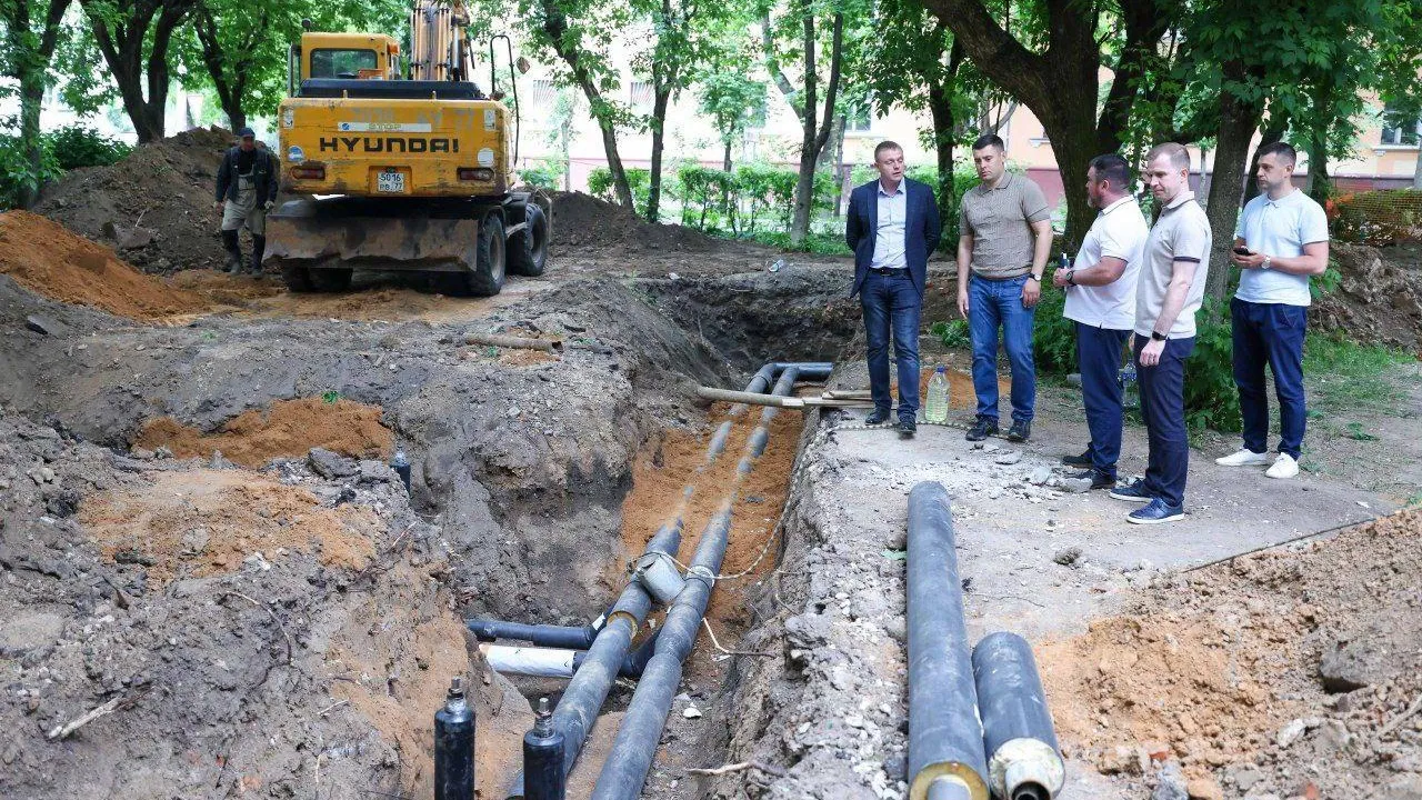 В мкр Климовск Подольска завершают монтаж труб теплосети