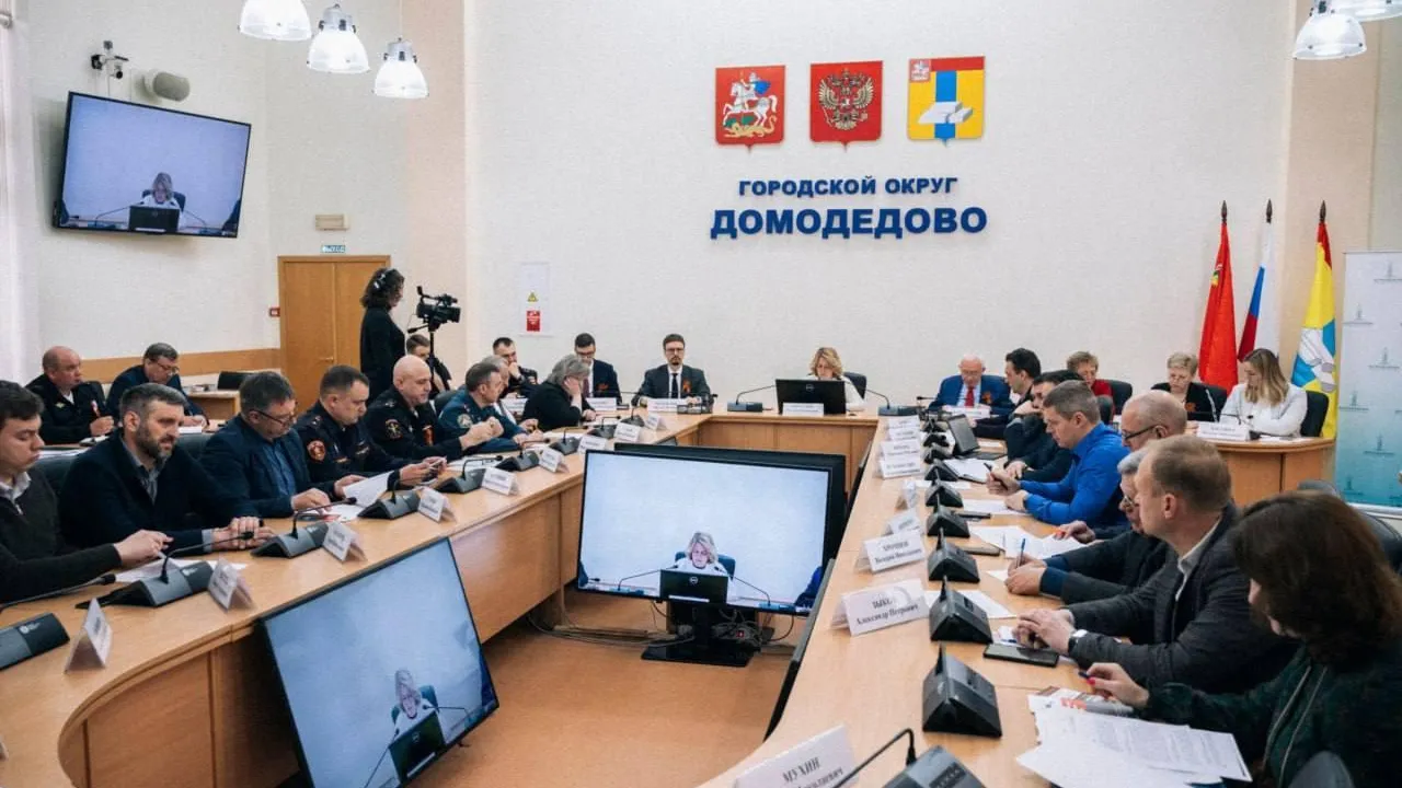 Безопасность пребывания детей в летних лагерях обсудили в Домодедове