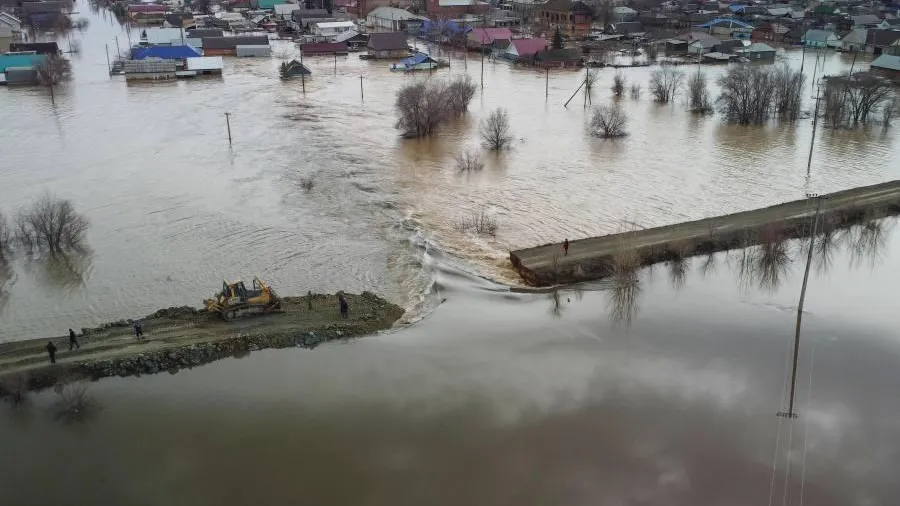 Ситуация с паводком в Оренбуржье должна улучшиться в течение нескольких суток