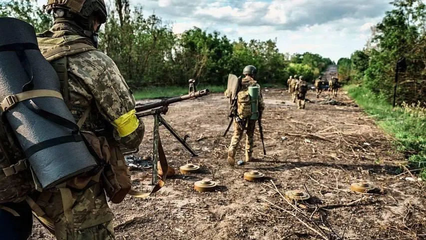 Офицеры ВСУ заявили, что бойцы отказываются воевать в Крынках у Днепра
