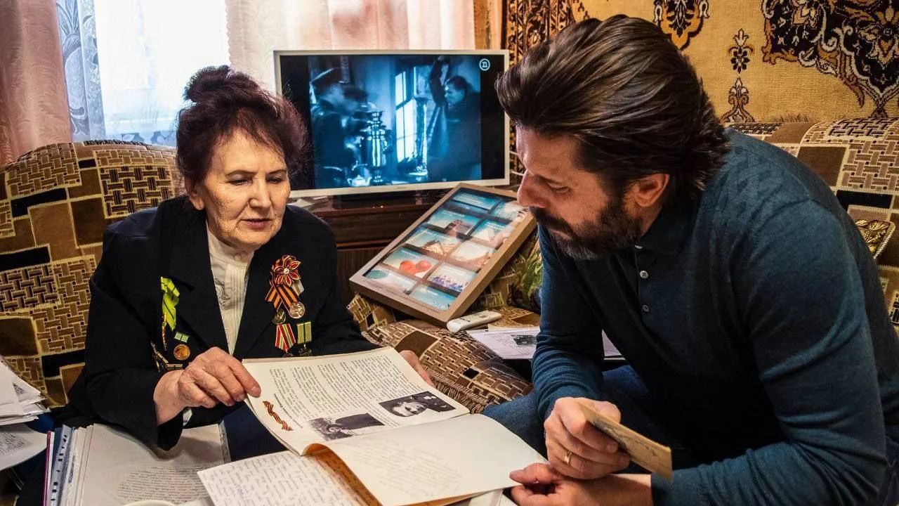 Глава Домодедова Михаил Ежокин навестил ветерана‑блокадника