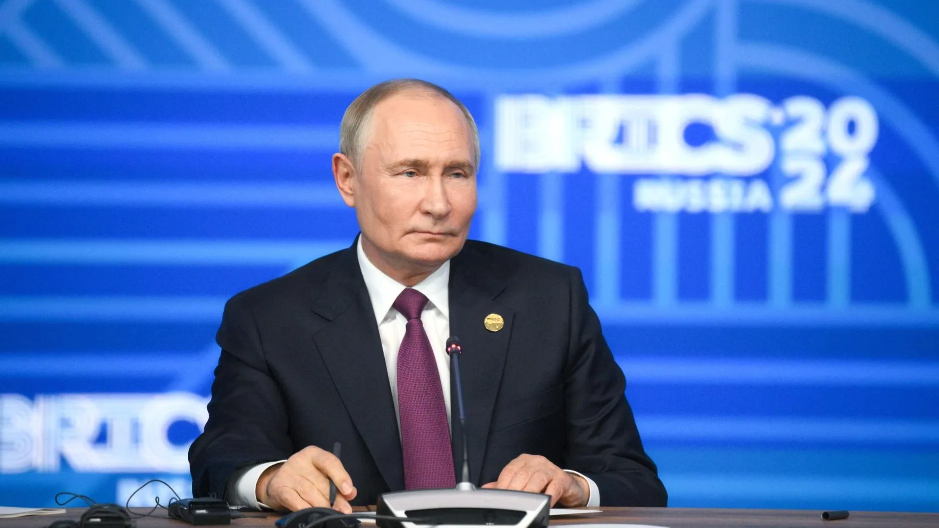 Россия за переговоры, но готова к обострению: о чем говорил Владимир Путин на итоговой пресс-конференции саммита БРИКС