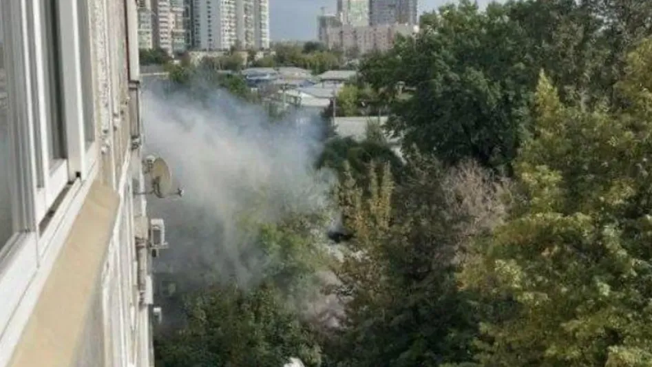 Задымило весь дом: ресторан загорелся в Мытищах
