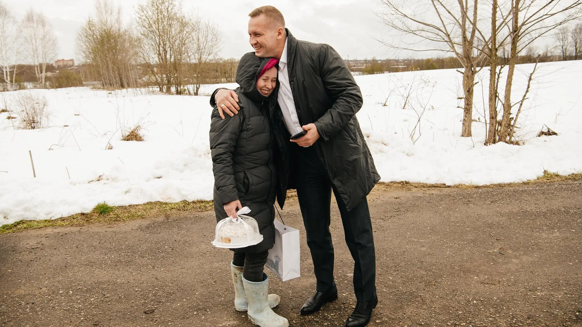 В Пушкинском восстановили свет в доме пенсионерки после снегопада