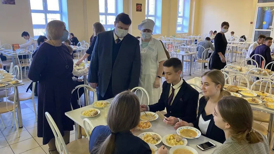 В Подольске продолжается контроль качества питания детей в школах