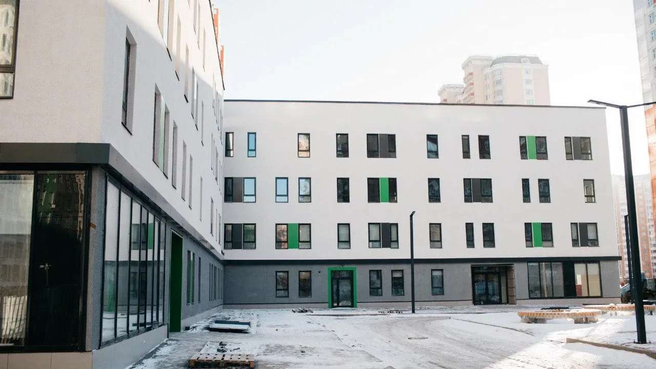 Новую поликлинику в поселке Ленинского округа откроют в 2020 году