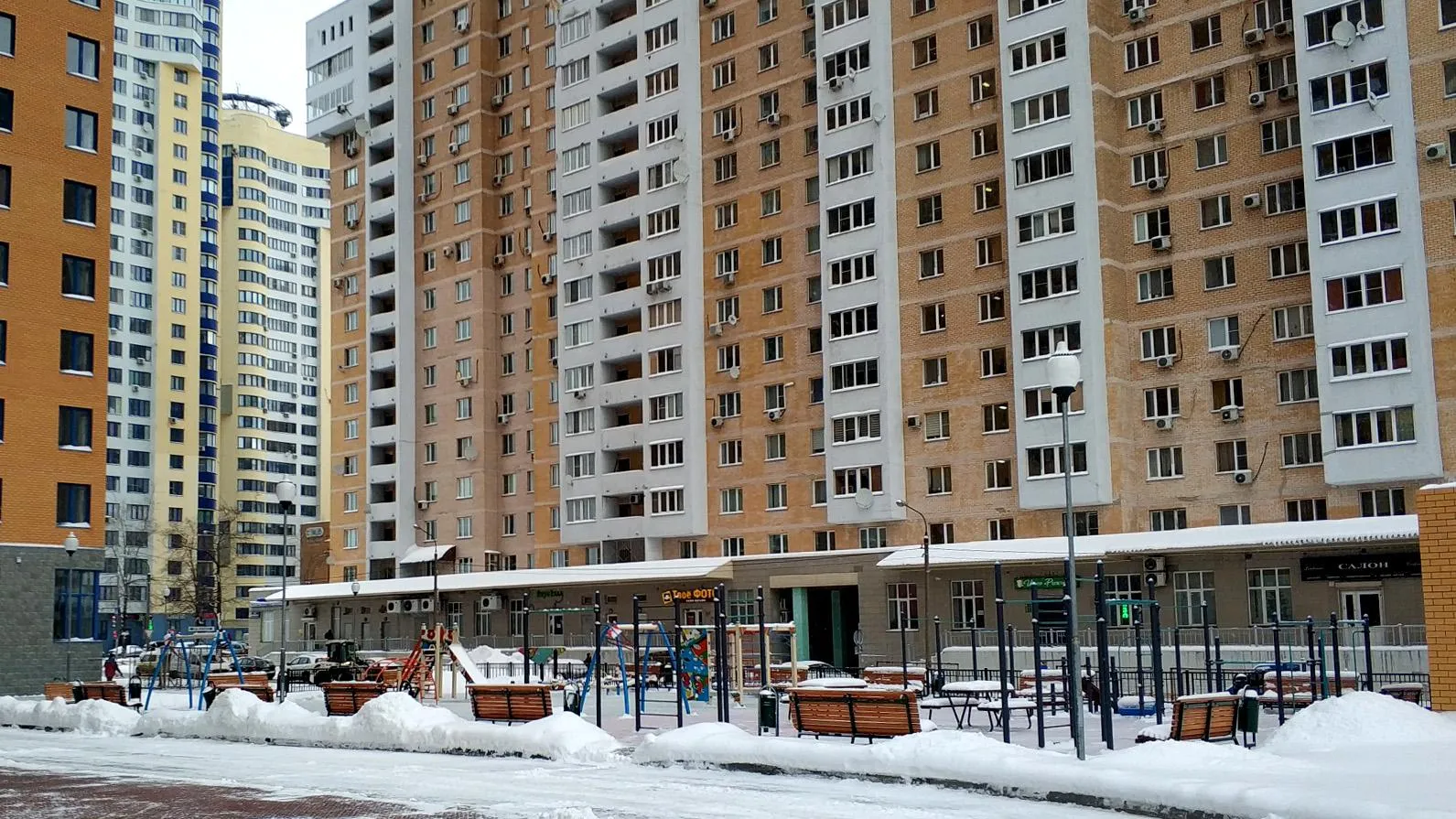 Многоквартирный дом с подземным паркингом построили в Реутове
