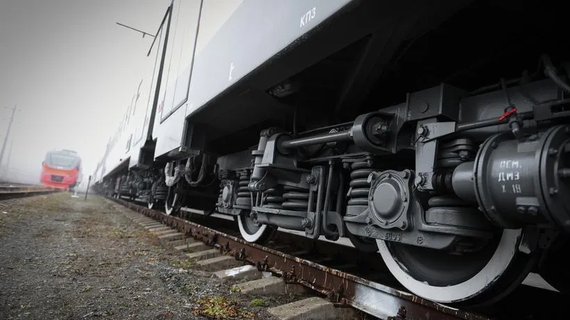 В Королеве устранили опасную тропу на железной дороге