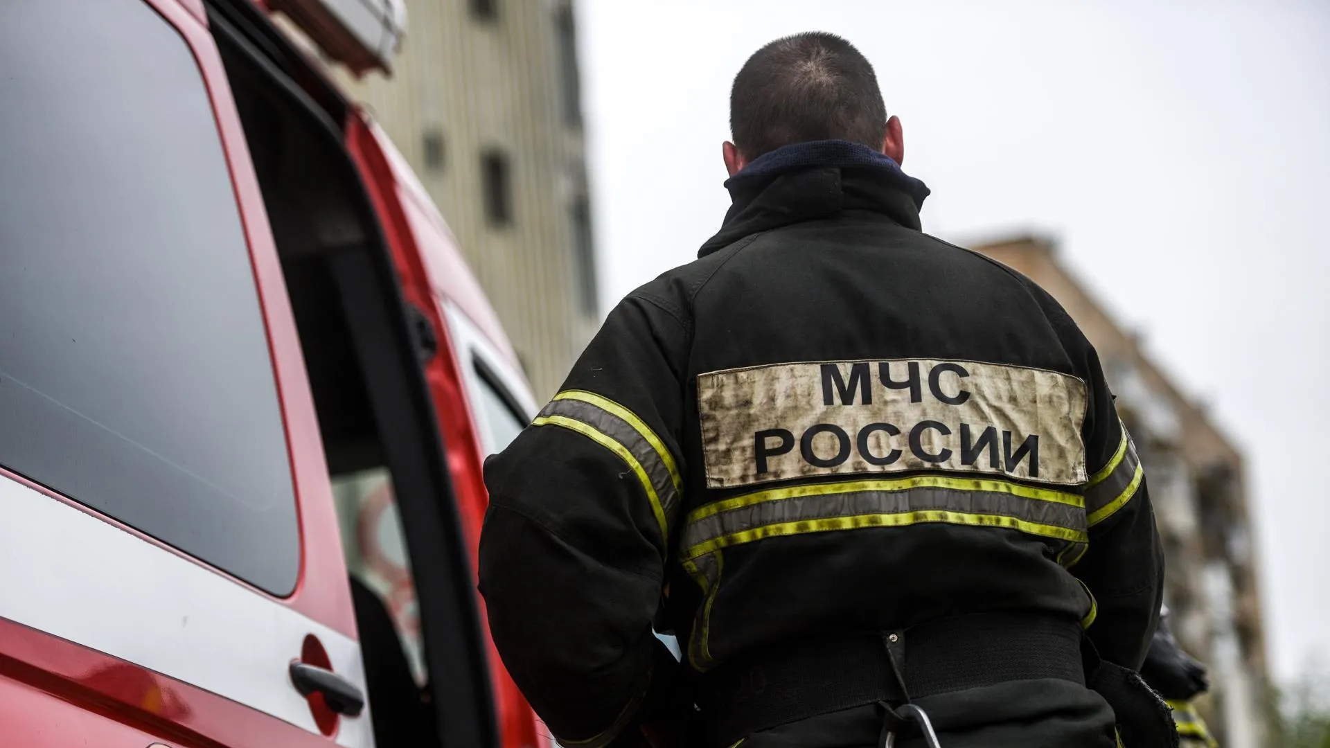 Более 3 тыс сотрудников МЧС дежурят на избирательных участках Подмосковья