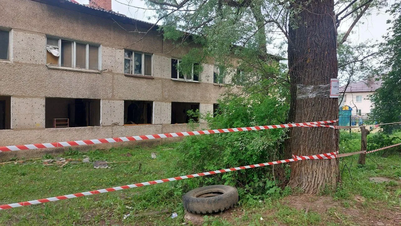 В Волоколамске снесли аварийное здание жилого дома