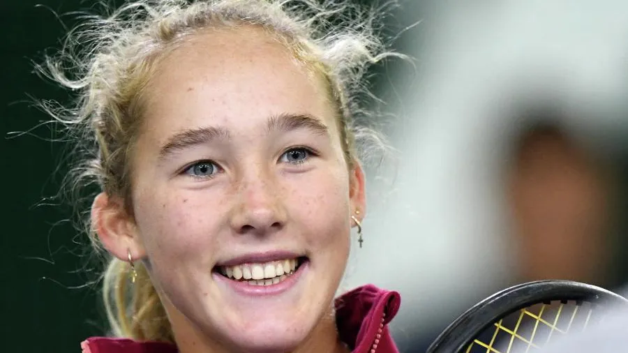 Мирра Андреева проиграла украинке Свитолиной в 1/8 финала Australian Open