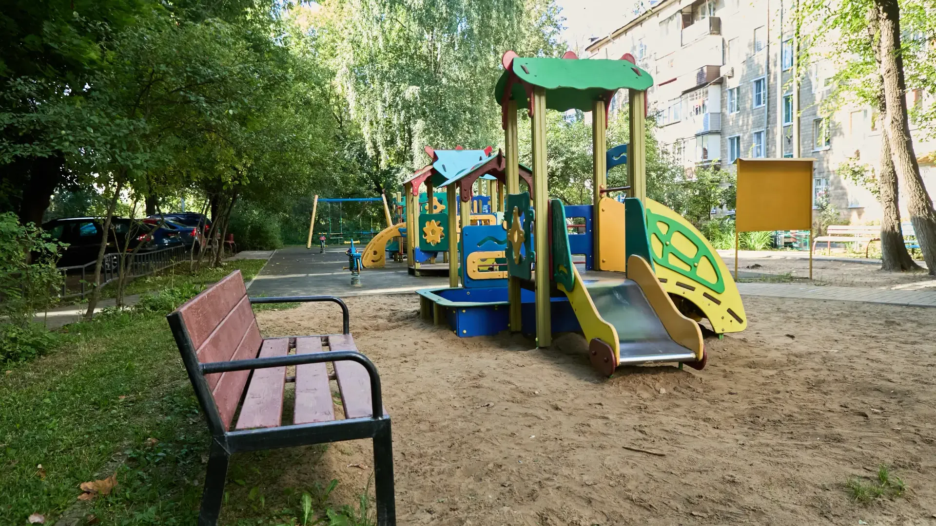 Сергей Лукичев проверил содержание микрорайона Керамик в Балашихе
