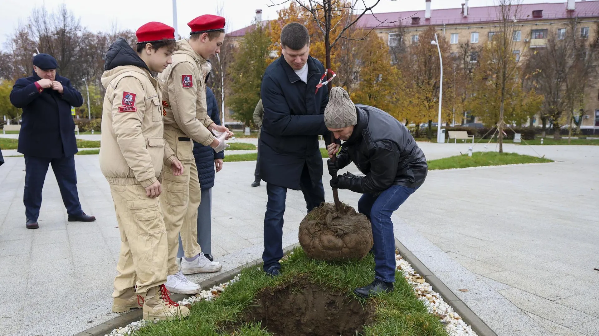 В Электростали готовятся к официальному открытию площади имени Ленина
