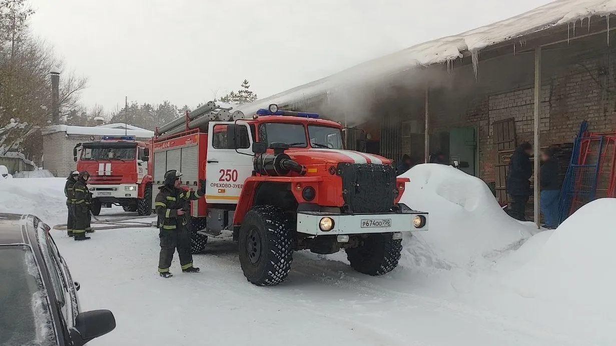 Пожарные Мособлпожспаса эвакуировали 7 человек при пожаре в Орехово-Зуевском округе