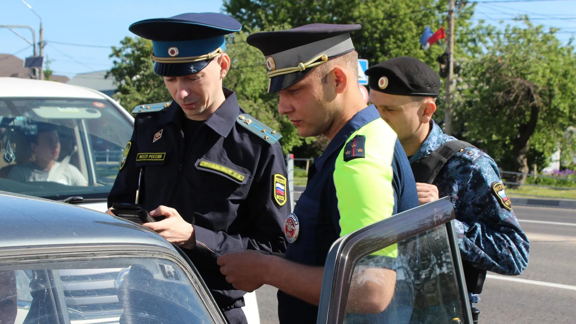 На дорогах Подмосковья выявляют должников