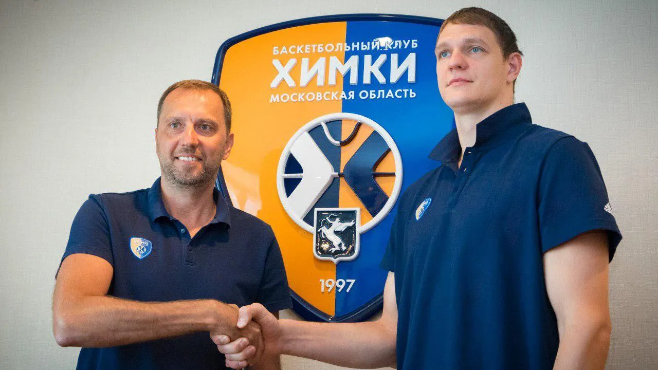 Чемпион НБА Мозгов на год подписал контракт с баскетбольным клубом «Химки»