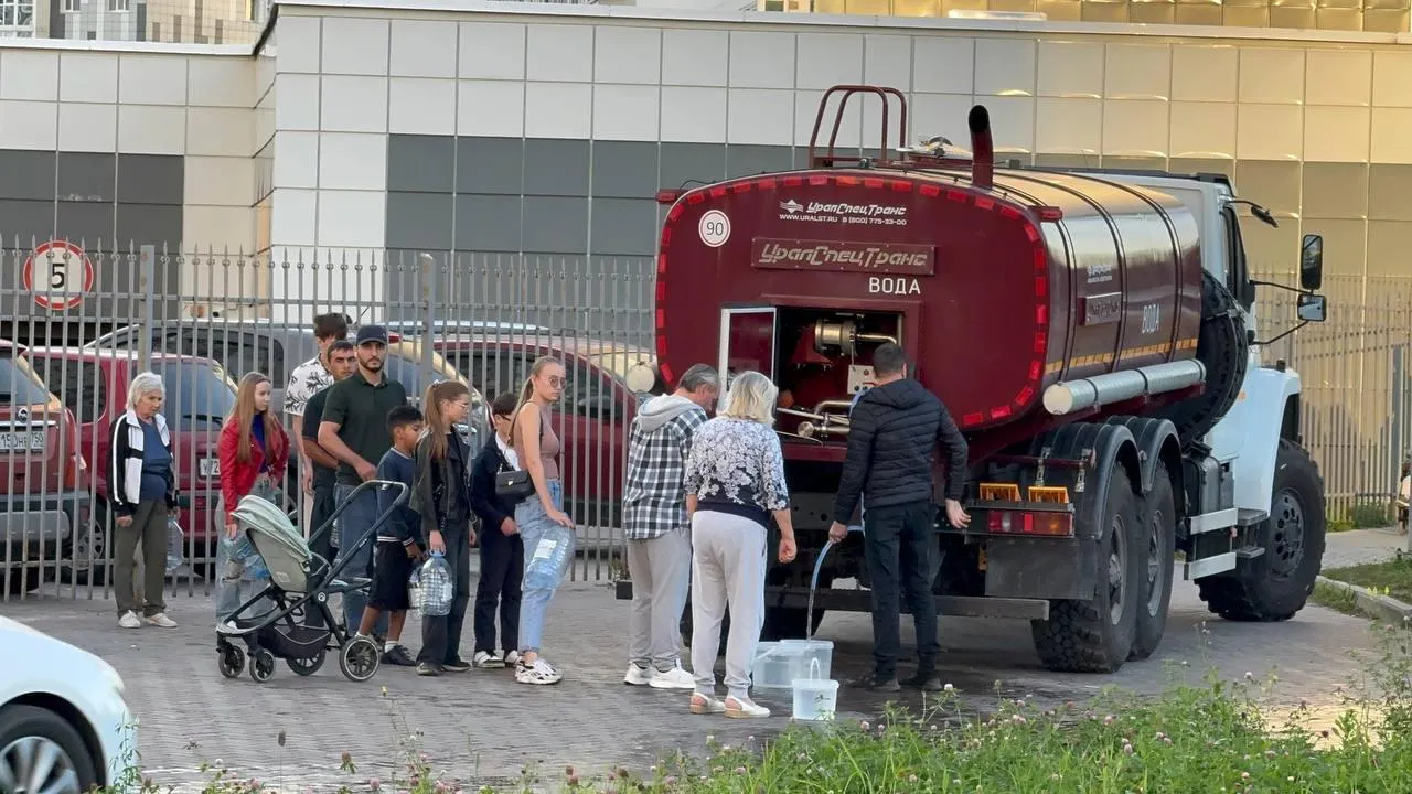 В Голубом устраняют последствия аварии на канализационно-насосной станции