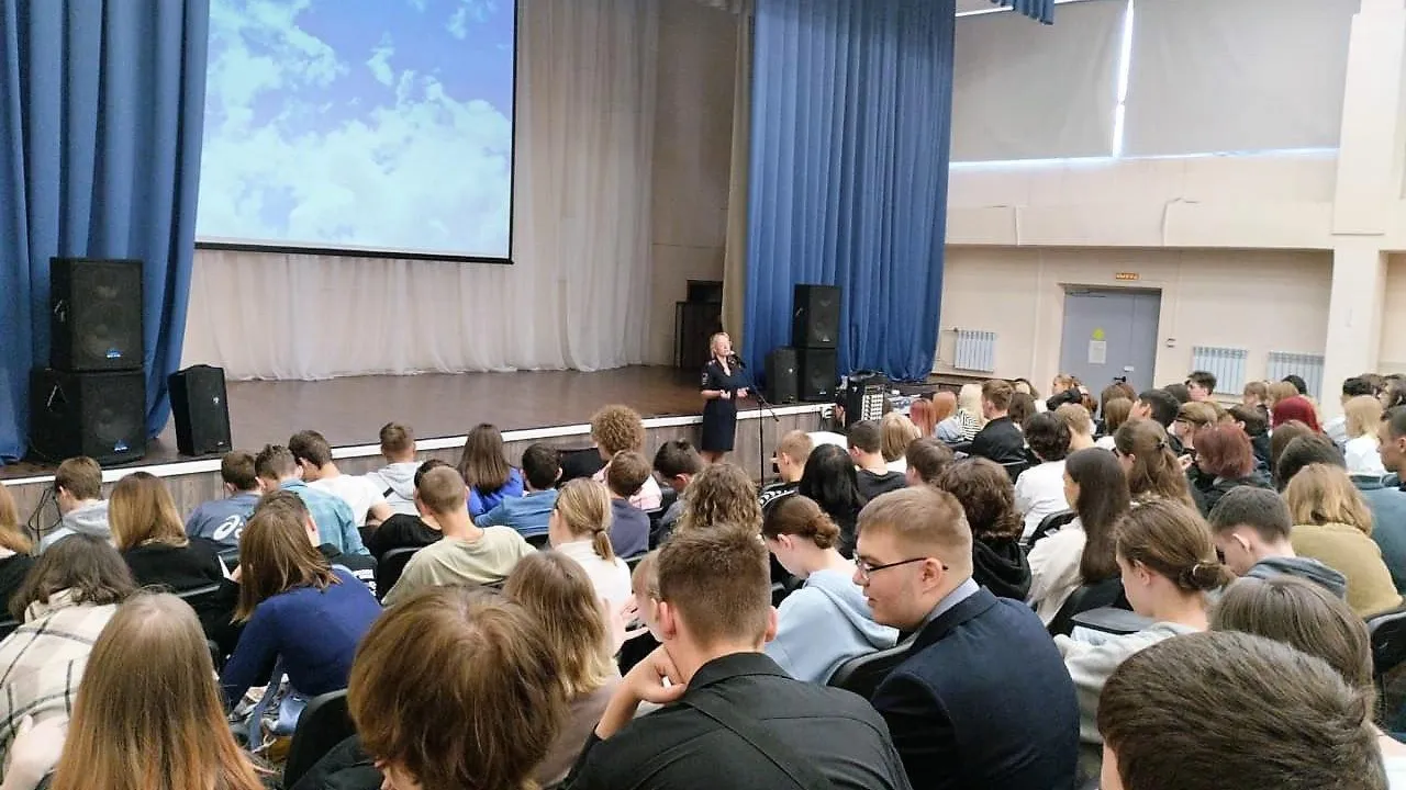 В Подмосковье прошло свыше 500 уроков по безопасности на железной дороге