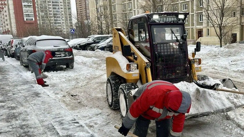 Коммунальные службы Подмосковья выполнили 14 тыс задач по уборке снега