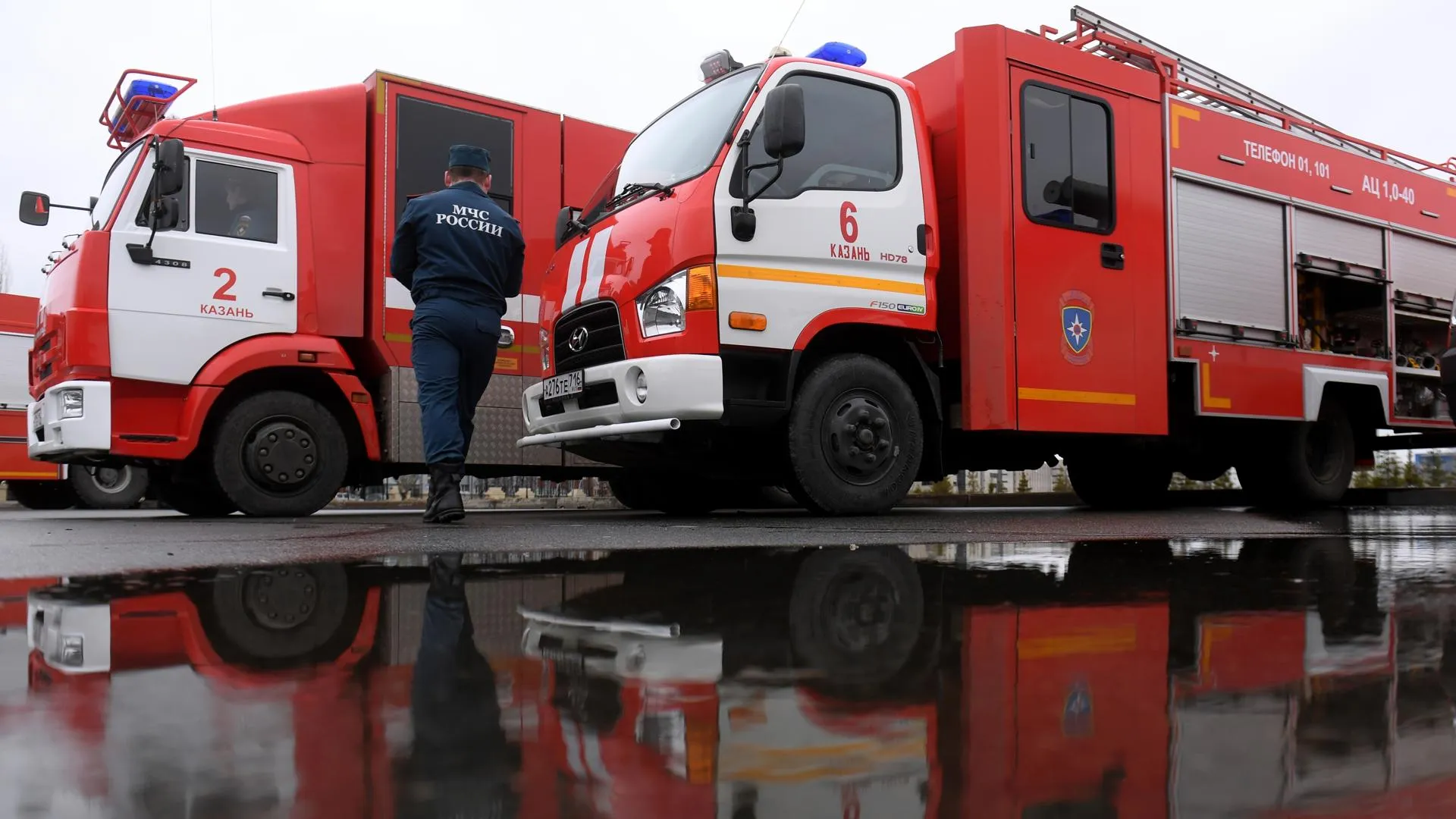 Загоревшуюся машину потушили на улице Дмитриева в Балашихе