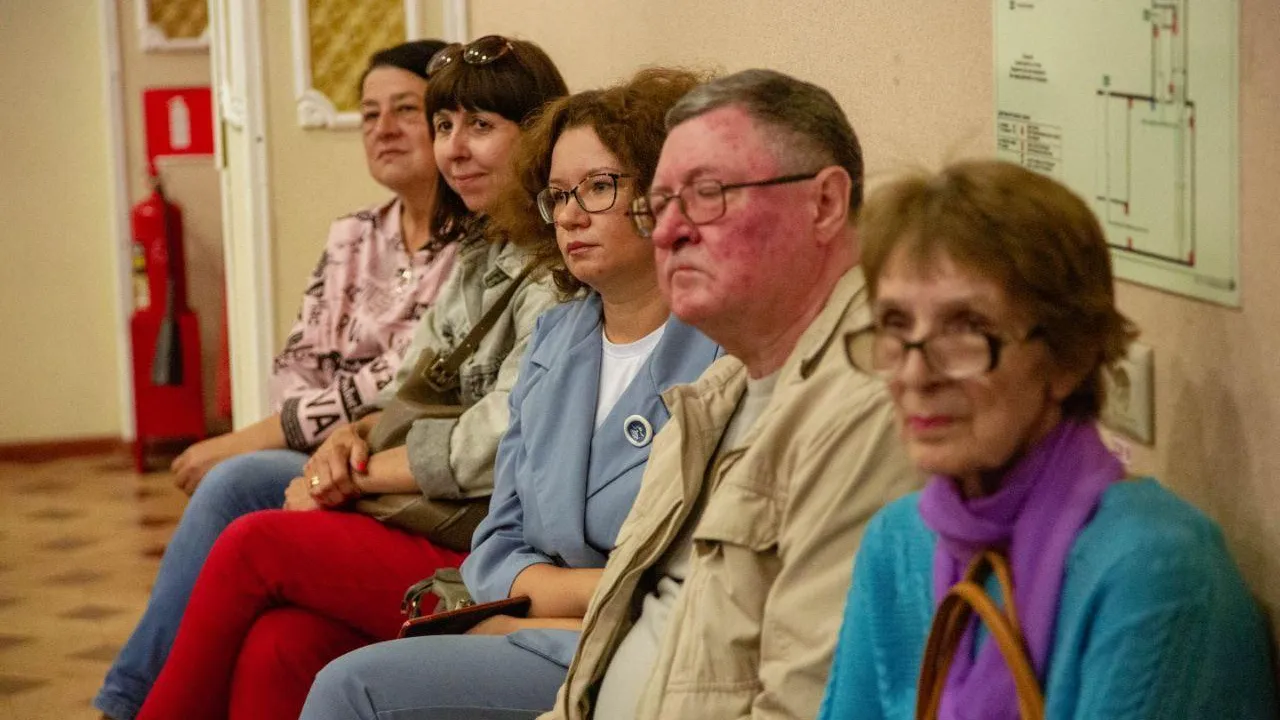Жителям из Звездного городка помогут оформить земельные участки